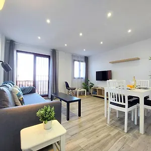 Ivory Ocean Apartment